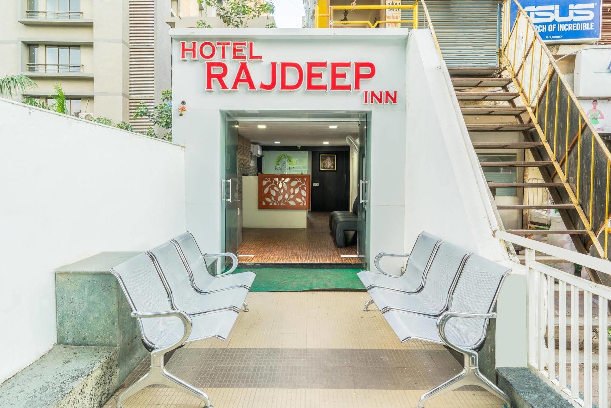 Hotel Rajdeep Inn 아흐메다바드 외부 사진